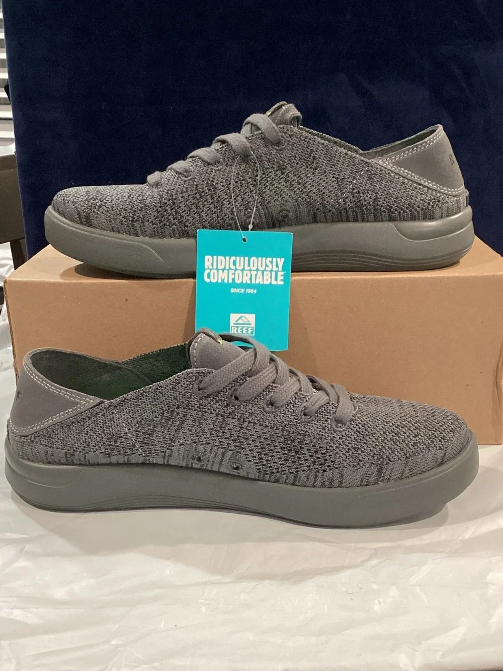 REEF Swellsole Neptune Men’s 8.5 Raven Gray Cushion Comfort Sneakers NWT